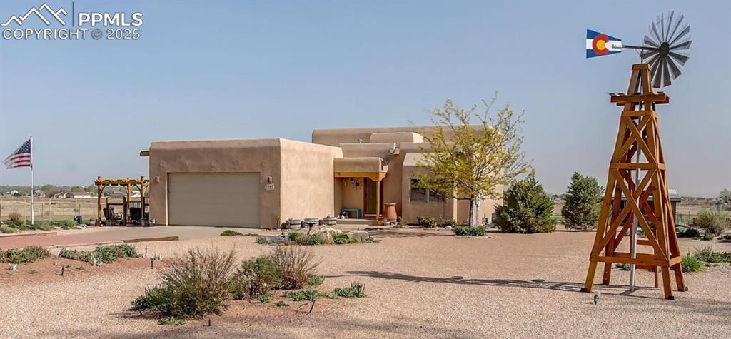 866 W Moccasin Dr., Pueblo West, CO 81007