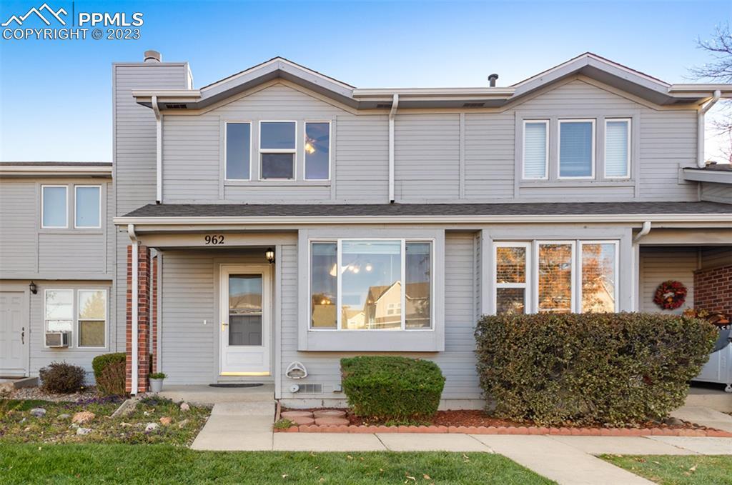962 Brant Hollow Ct., Colorado Springs, CO 80916
