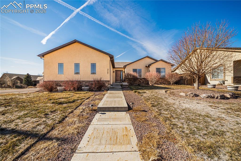 5707 Mark Twain Ln., Pueblo, CO 81008