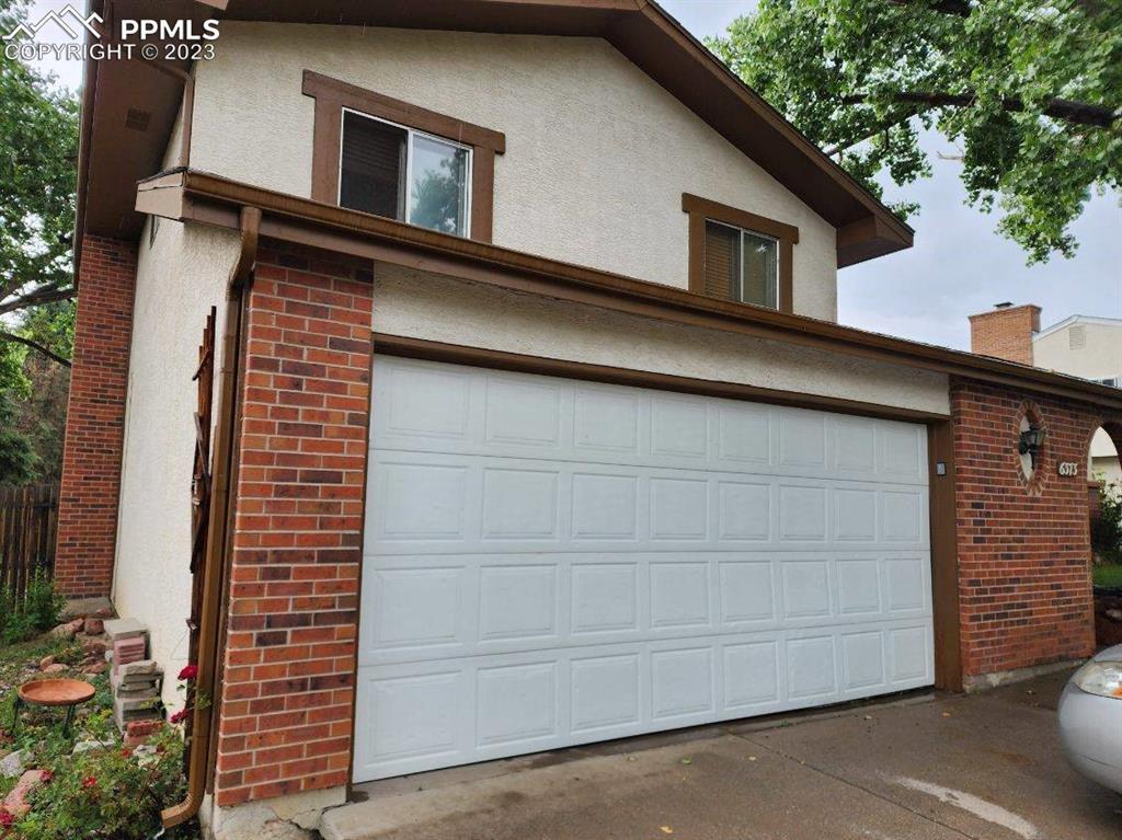 6373 Pawnee Cir., Colorado Springs, CO 80915