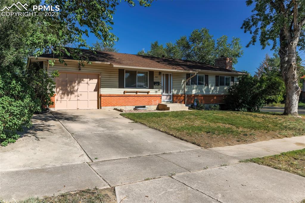 1302 Royale Dr., Colorado Springs, CO 80910