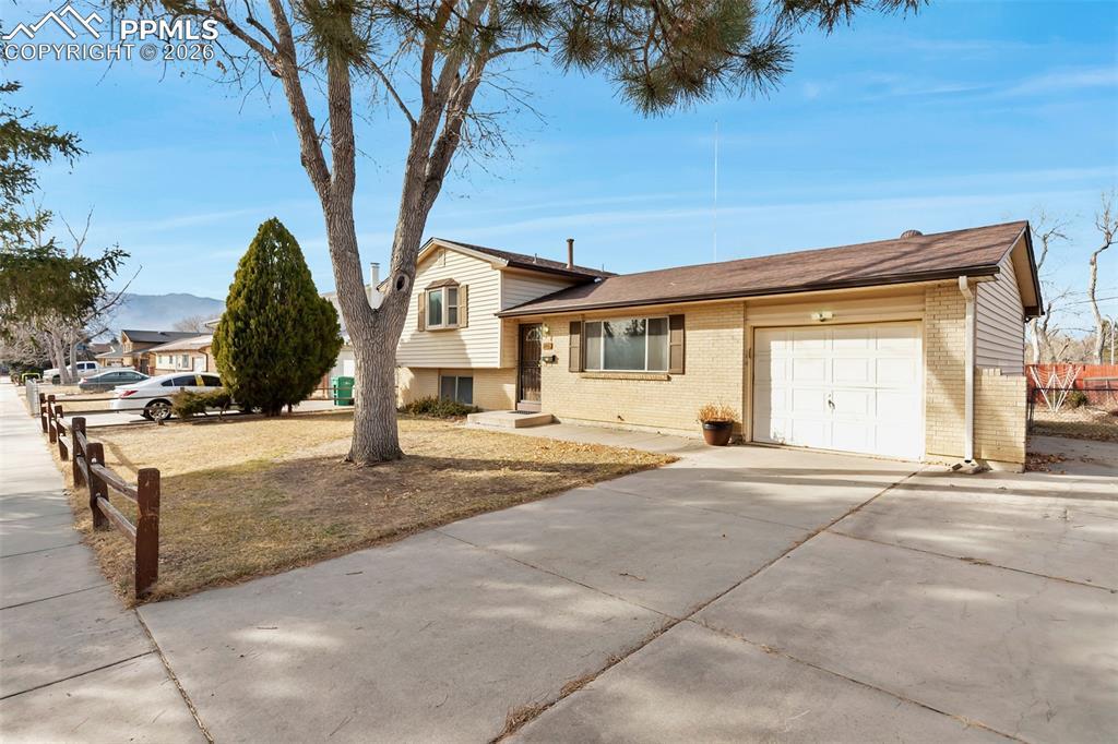 1025 Rainier Dr., Colorado Springs, CO 80910