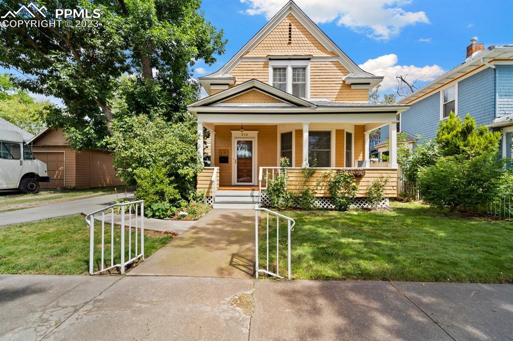312 E Caramillo St., Colorado Springs, CO 80907