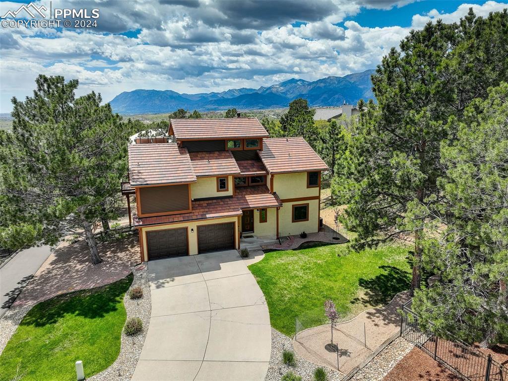 412 W Sunbird Cliffs Ln., Colorado Springs, CO 80919