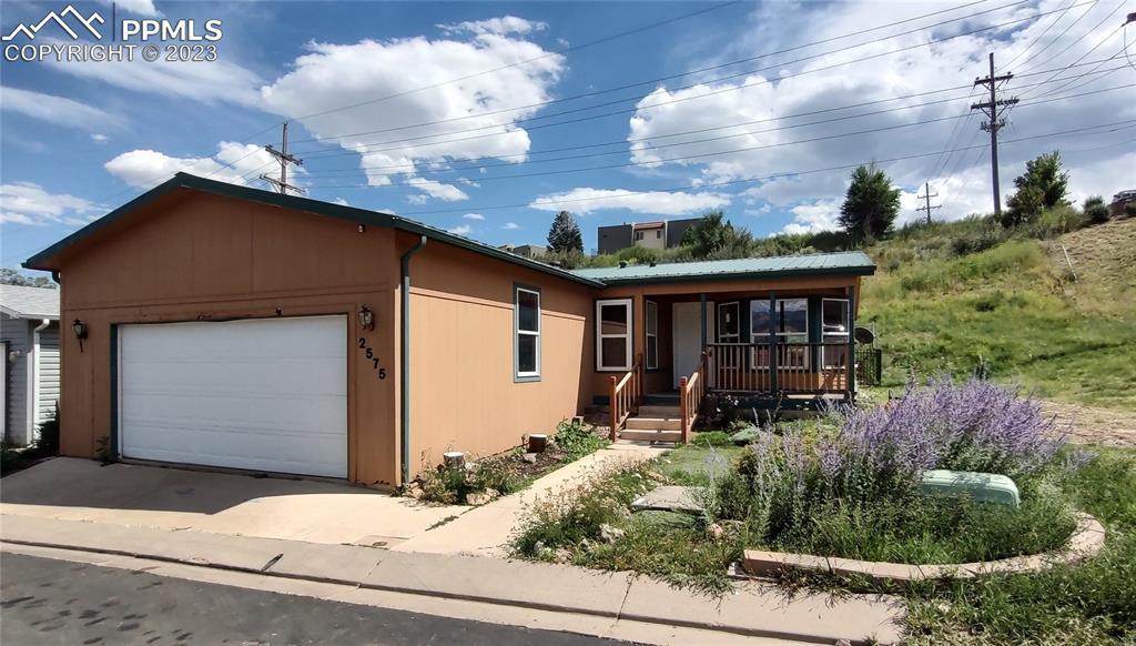 2575 Wheaton Dr., Colorado Springs, CO 80904