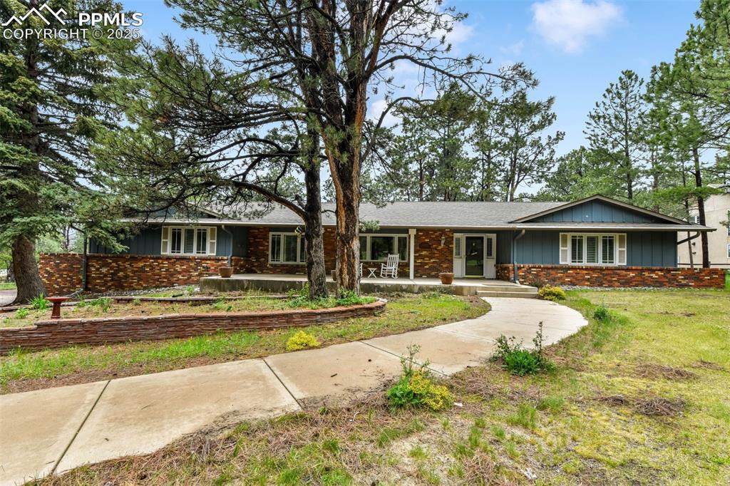 19070 White Fawn Dr., Monument, CO 80132