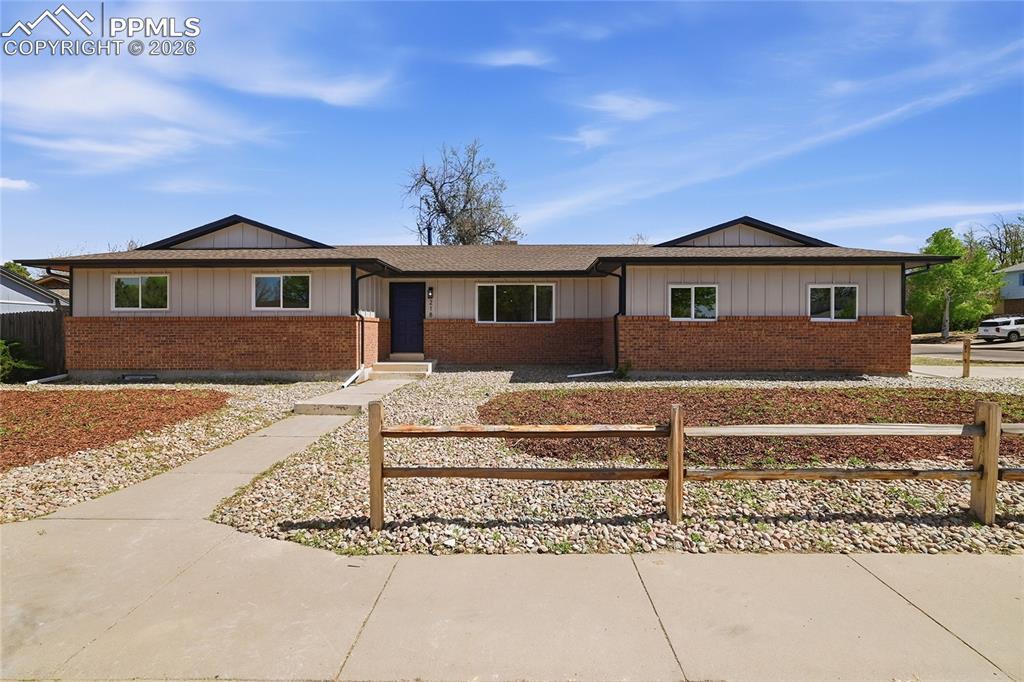 218 Starlite Dr., Pueblo, CO 81005