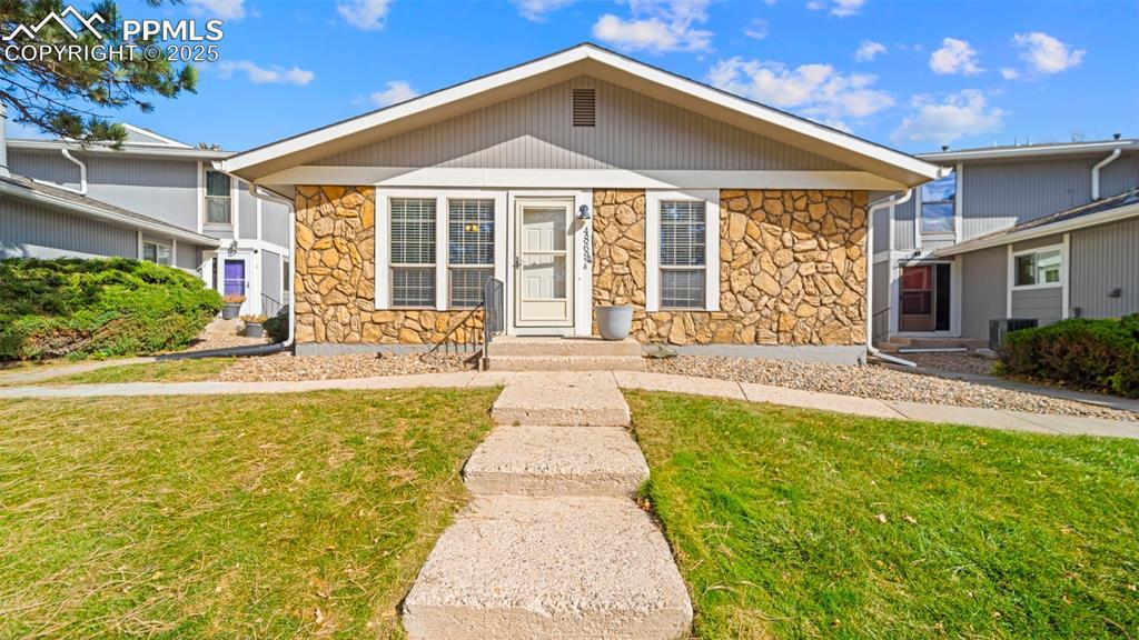 4869 Sonata Dr. #A, Colorado Springs, CO 80918
