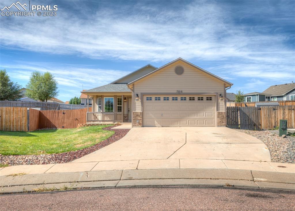 7516 Silver Bow Dr., Colorado Springs, CO 80925