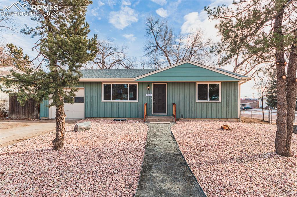 703 Holmes Dr., Colorado Springs, CO 80909