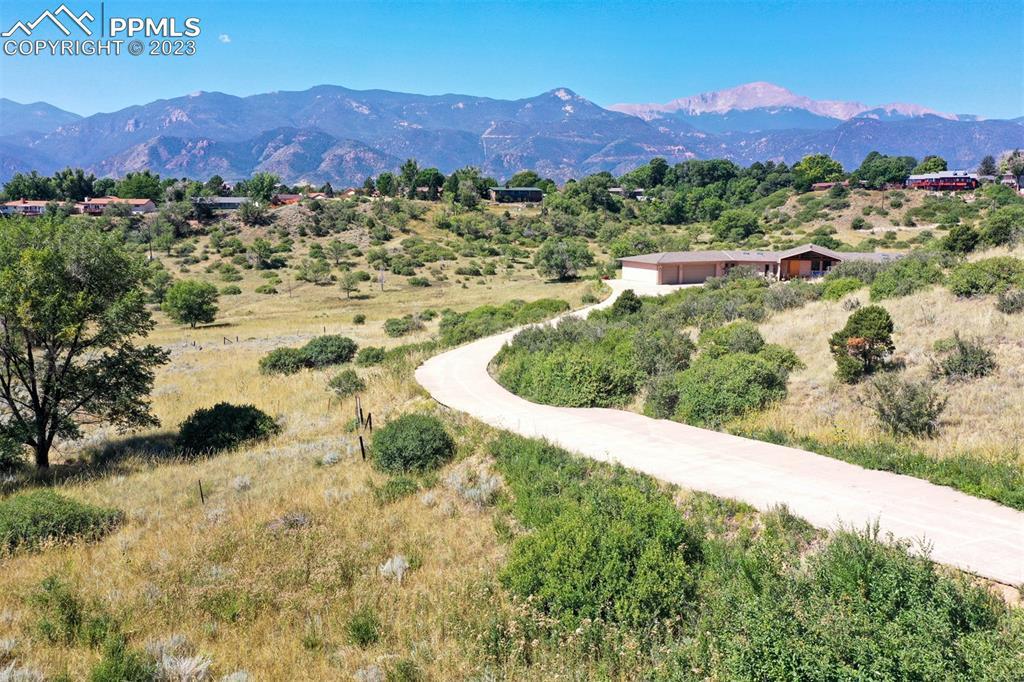 2194 Mesa Rd., Colorado Springs, CO 80904