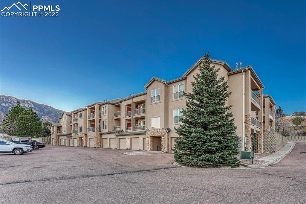 555 Cougar Bluff Point #208, Colorado Springs, CO 80906