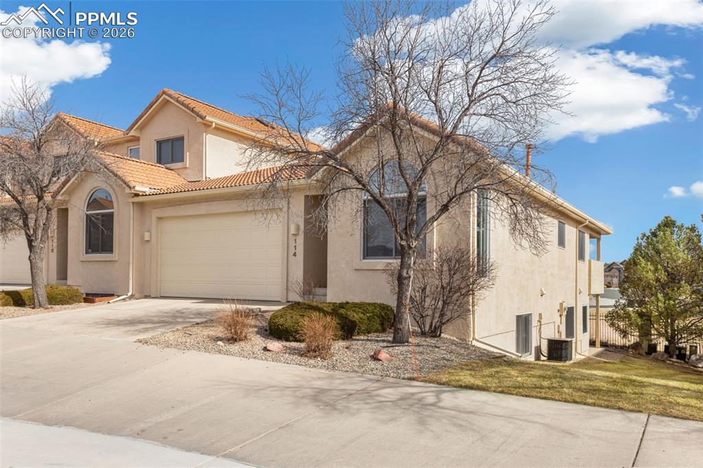 114 Luxury Ln., Colorado Springs, CO 80921