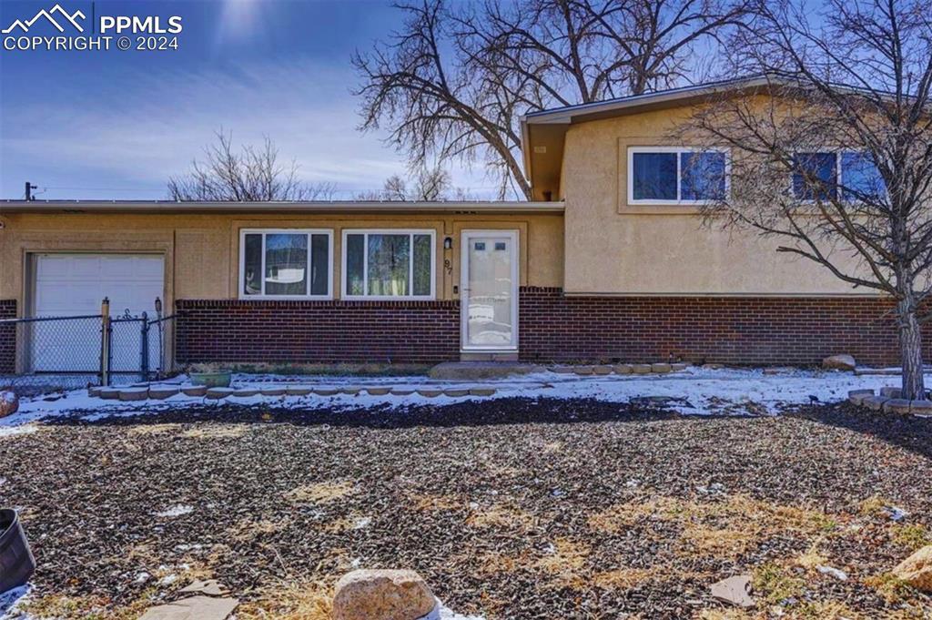 97 Landoe Ln., Colorado Springs, CO 80911