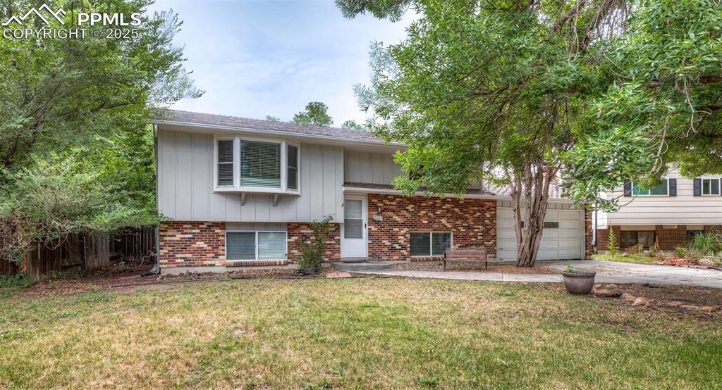 3525 Carousel Ln., Colorado Springs, CO 80917