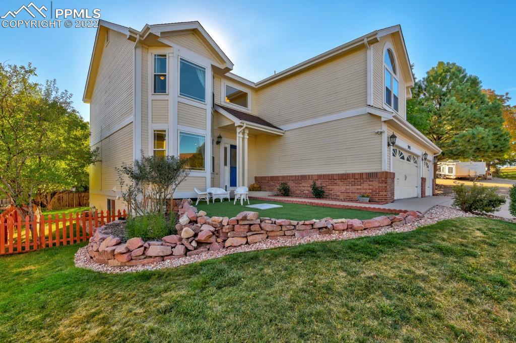 5911 Mapleton Dr., Colorado Springs, CO 80918