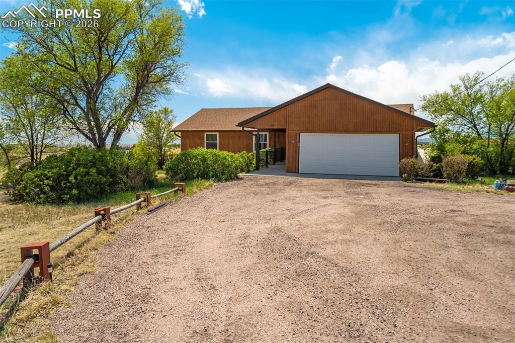 11045 Peaceful Valley Rd., Colorado Springs, CO 80925