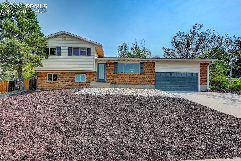 5458 Escondido Dr., Colorado Springs, CO 80918