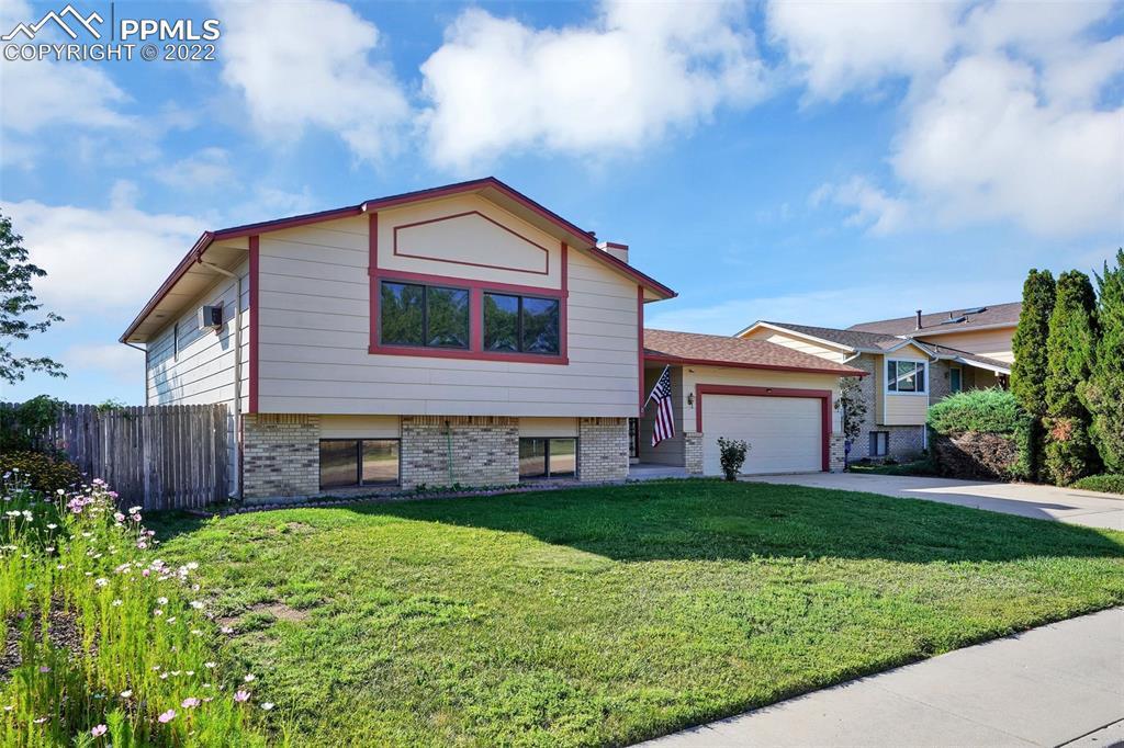 8060 Woody Creek Dr., Colorado Springs, CO 80911