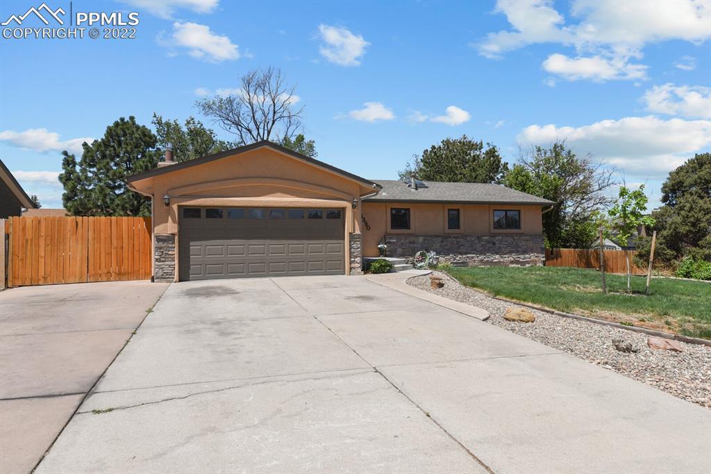 6390 Lemonwood Dr., Colorado Springs, CO 80918