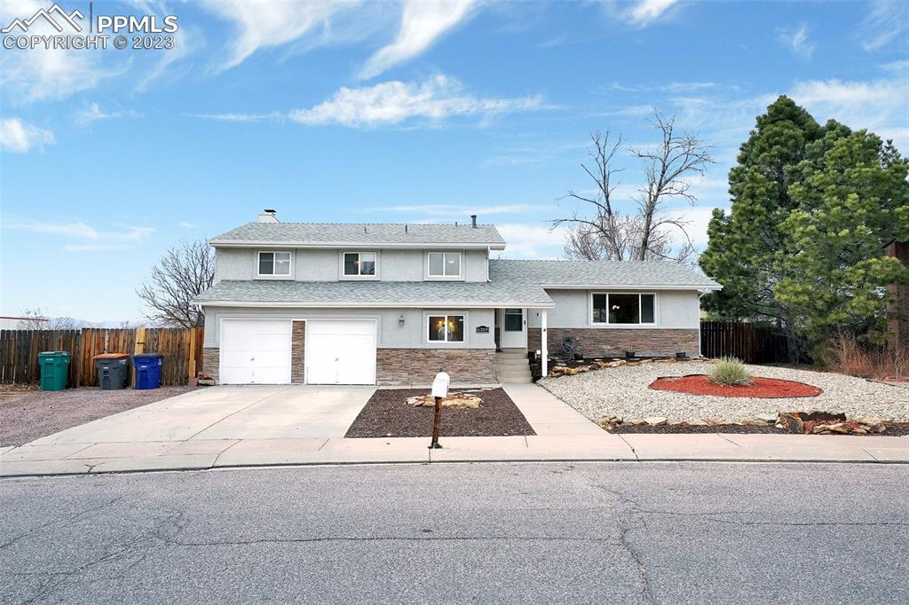 6389 Pawnee Cir., Colorado Springs, CO 80915