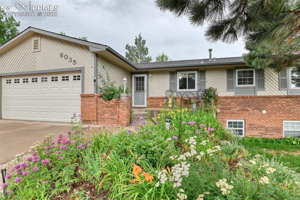 6035 Little Johnny Dr., Colorado Springs, CO 80918