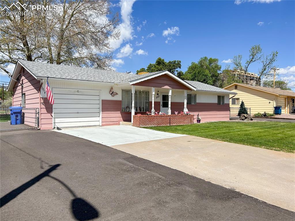 327 W Circle Dr., Canon City, CO 81212