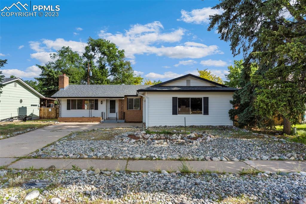 2806 Greenwood Cir., Colorado Springs, CO 80910