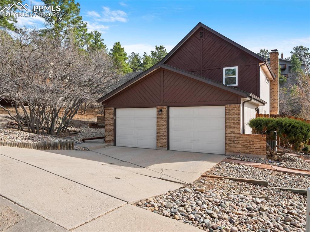 6975 Blackhawk Pl., Colorado Springs, CO 80919