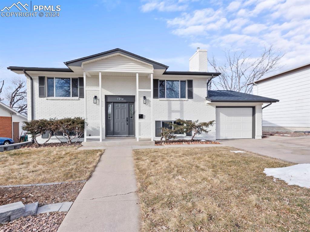 1214 Bowser Dr., Colorado Springs, CO 80909