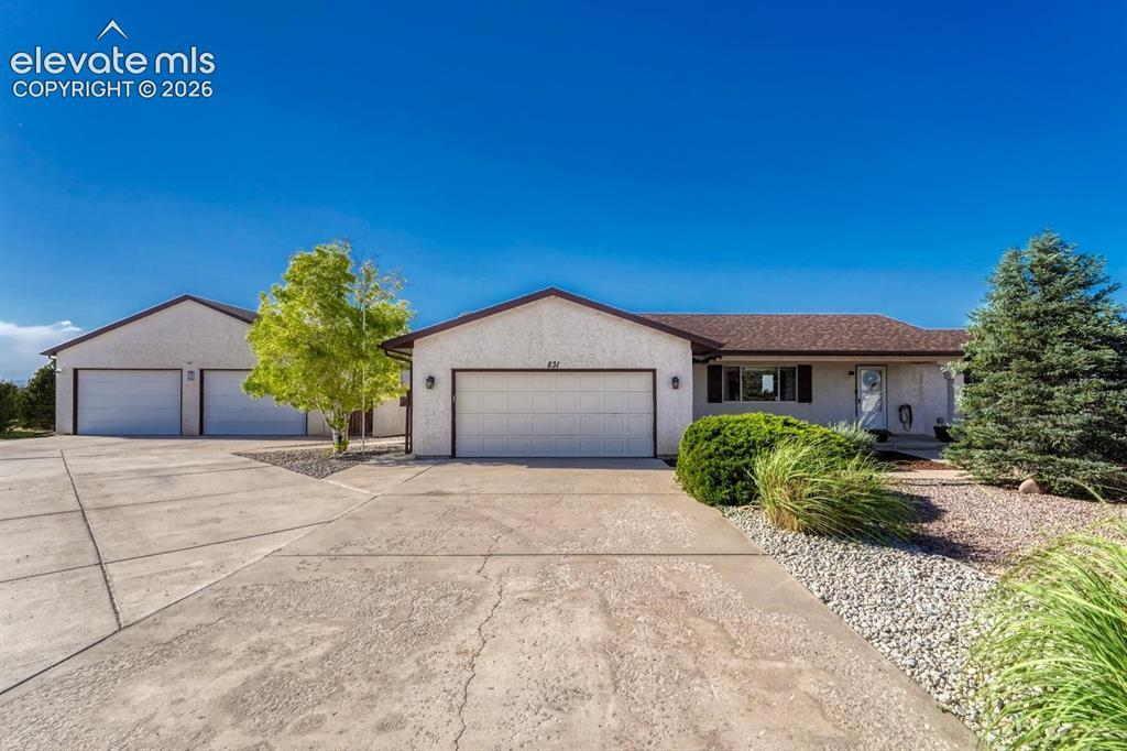 831 E Paseo Dorado Dr., Pueblo West, CO 81007