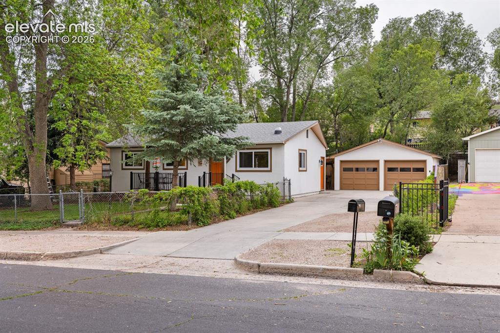 1338 Oswego St., Colorado Springs, CO 80904