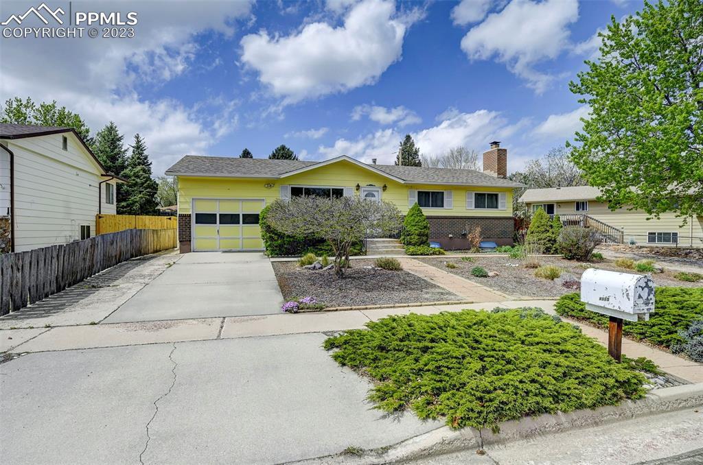 4015 Maxwell Rd., Colorado Springs, CO 80909