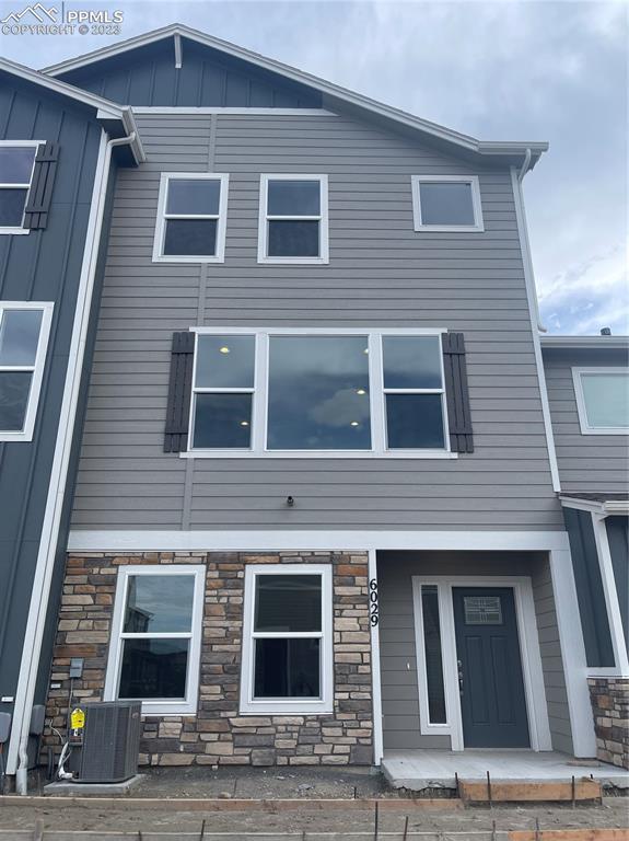 6029 Inman View, Colorado Springs, CO 80924