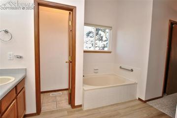 6620 Holt Dr., Colorado Springs, CO 80922