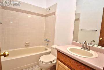 6620 Holt Dr., Colorado Springs, CO 80922