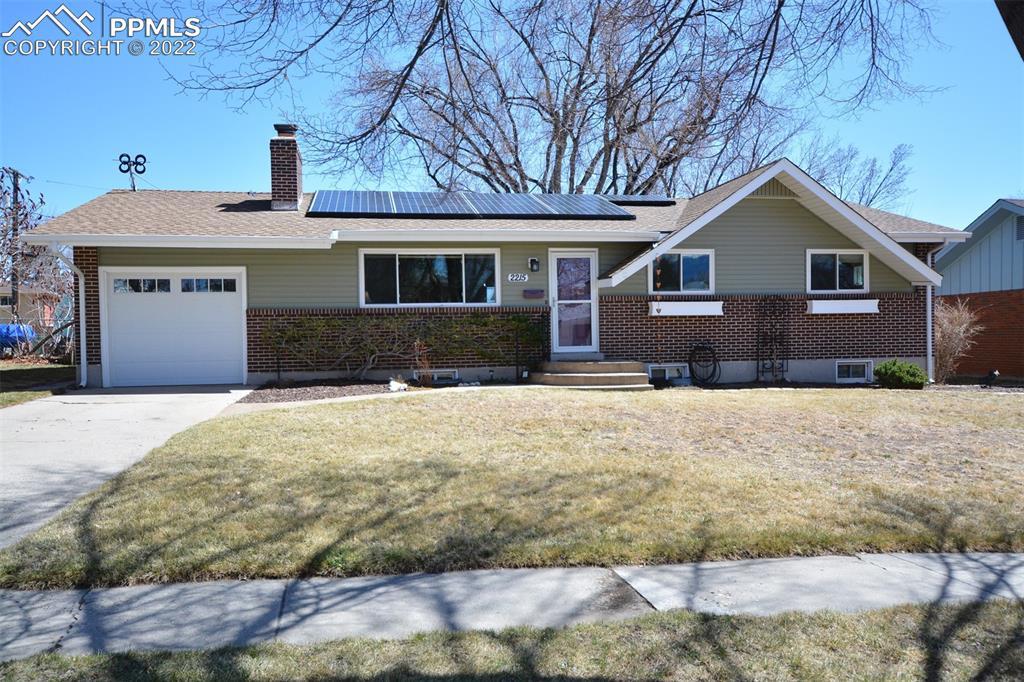 2215 Bennett Ave., Colorado Springs, CO 80909
