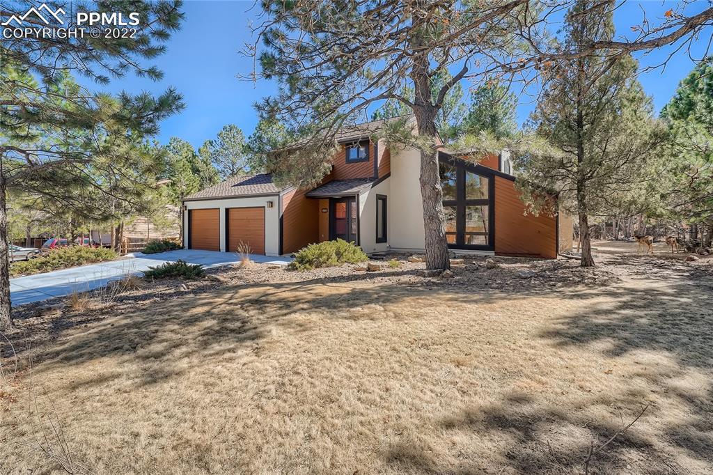 535 Big Valley Dr., Colorado Springs, CO 80919