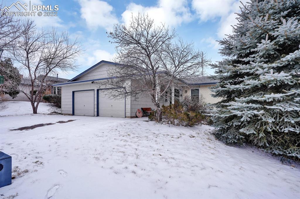 2003 E Flintlock Ter., Colorado Springs, CO 80920