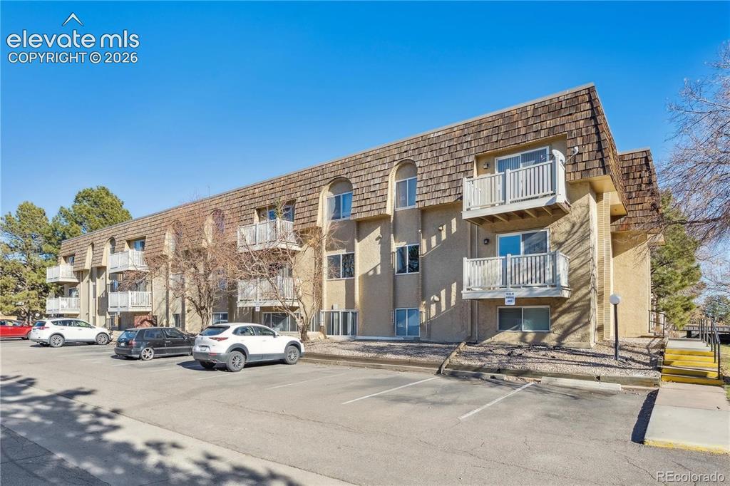 7455 E Quincy Ave. #204, Denver, CO 80237