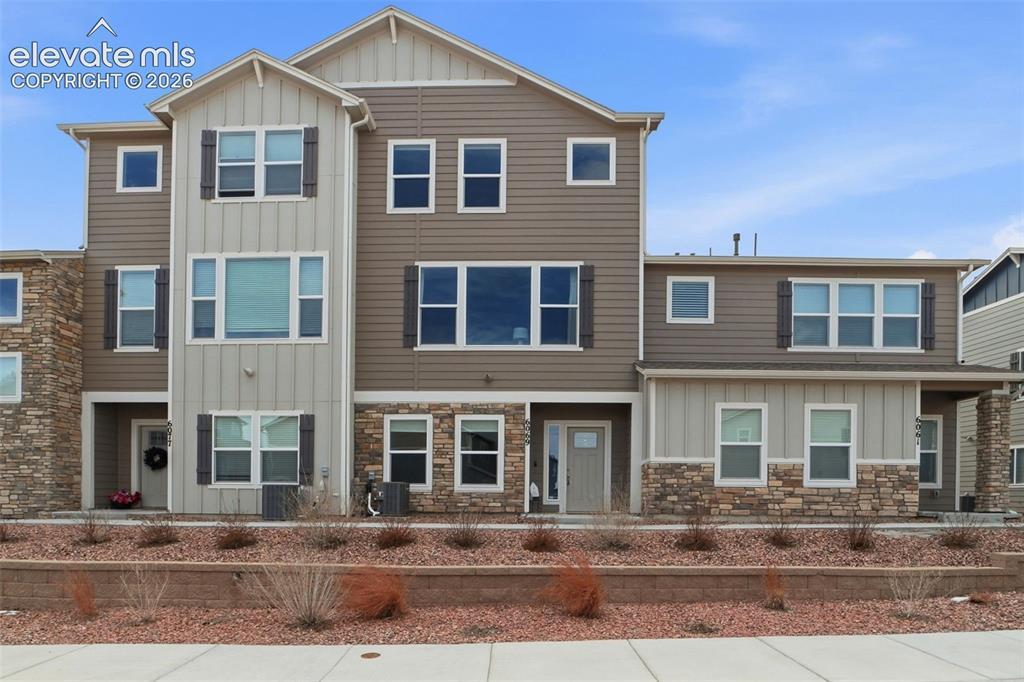 6069 Inman View, Colorado Springs, CO 80924