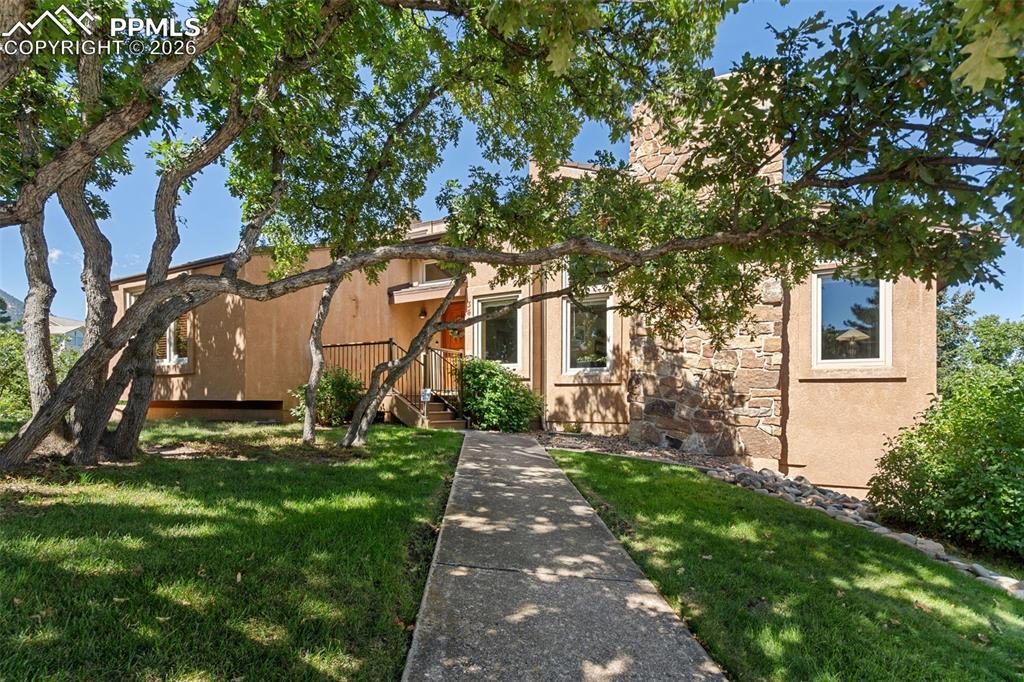 340 Thames Dr., Colorado Springs, CO 80906