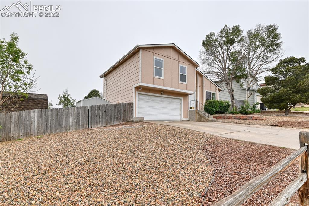 5495 Sacramento Pl., Colorado Springs, CO 80917