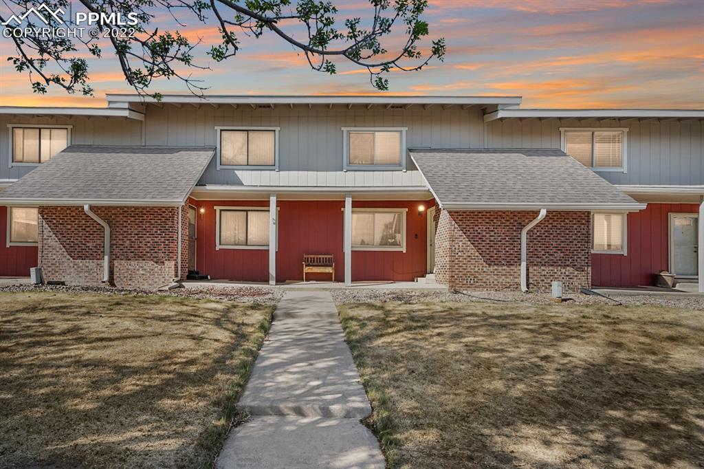 376 W Rockrimmon Blvd. #E, Colorado Springs, CO 80919