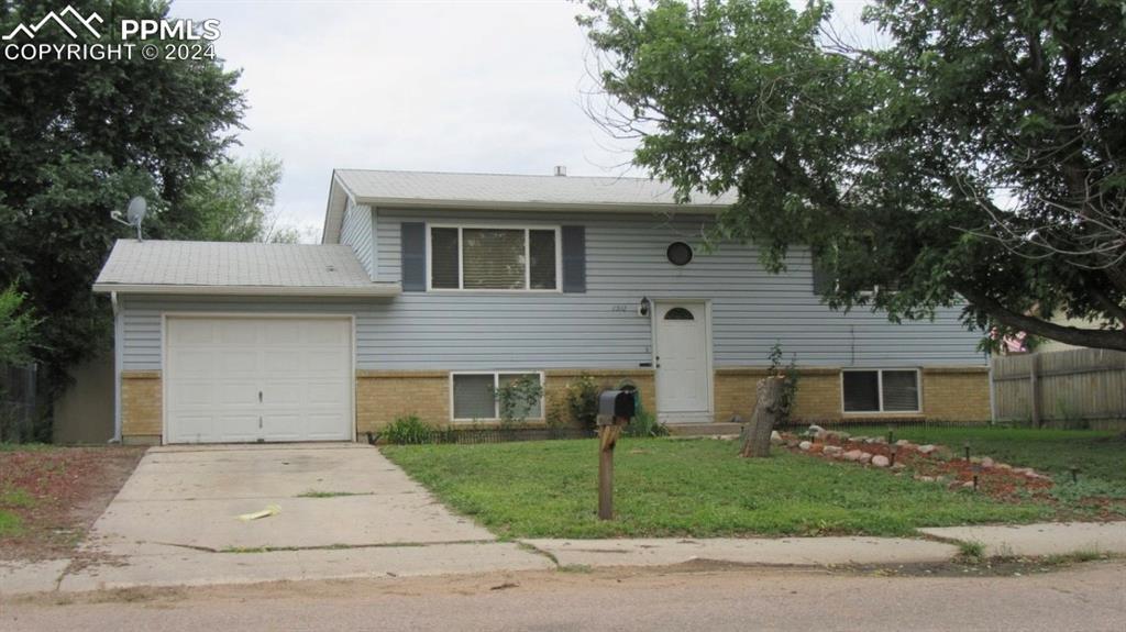1512 Chadwick Dr., Colorado Springs, CO 80906