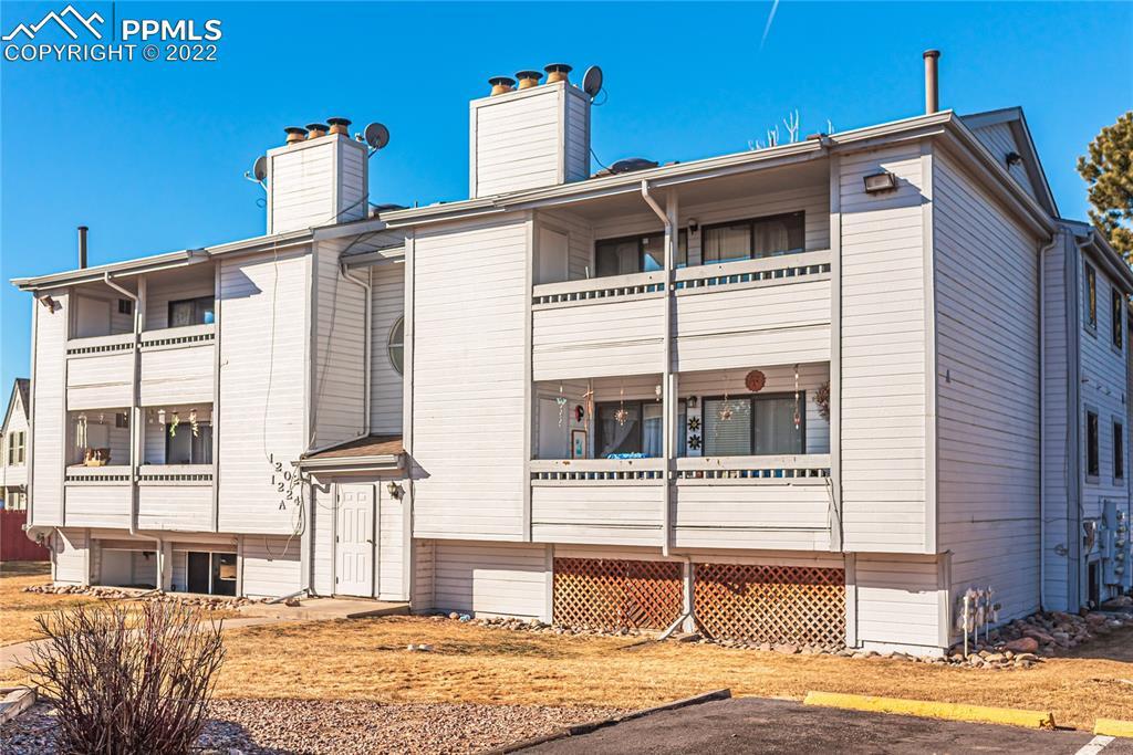 1216 Firefly Cir., Colorado Springs, CO 80916