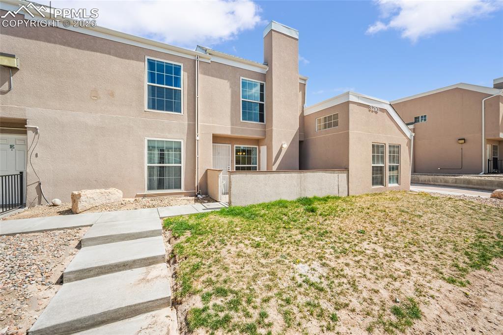 3210 Van Teylingen Dr. #F, Colorado Springs, CO 80917