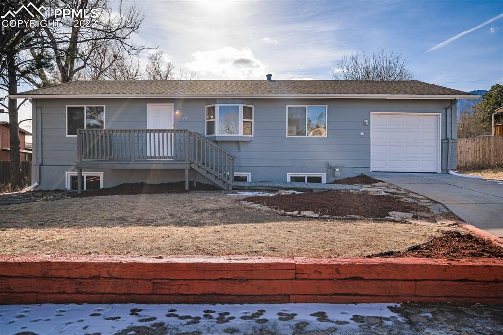 44 E Clover Cir., Colorado Springs, CO 80906