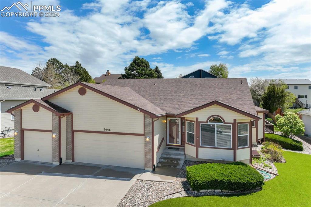 5445 Saddle Rock Rd., Colorado Springs, CO 80918