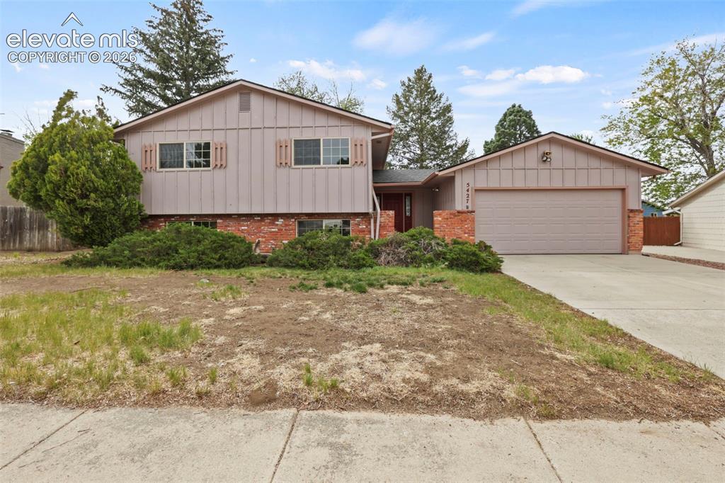 5427 Saddle Horn Ave., Colorado Springs, CO 80915